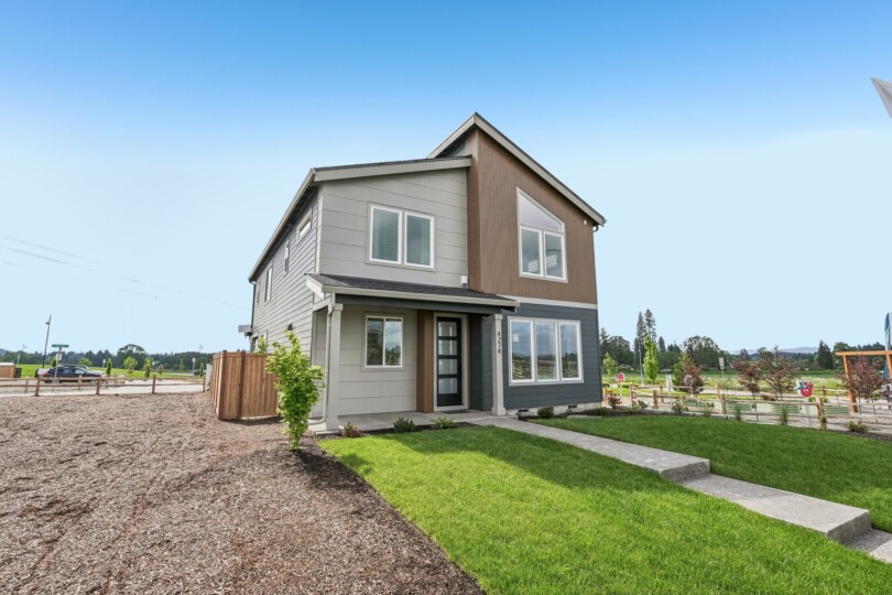 Reed's Crossing new home community in Hillsboro, OR gallery image number 1