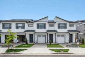 11329 SE Pleasant Valley Pkwy | Pleasant Valley 460